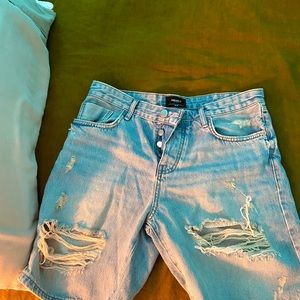 never worn male shorts